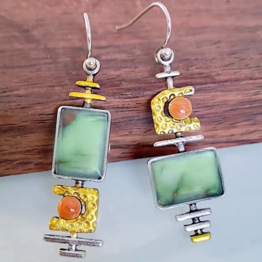 💚 Unique BOHO Trendy Vintage Style Earrings 💚 - Picture 2 of 4
